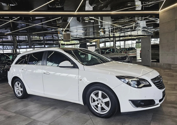 Opel Insignia cena 29900 przebieg: 284000, rok produkcji 2014 z Bychawa małe 596